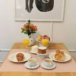 L.A.R. Jardins. Limpeza Diaria, Vaga E Bikes